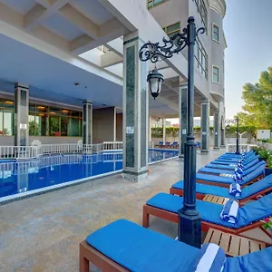 Sahara Resort&spa Resort